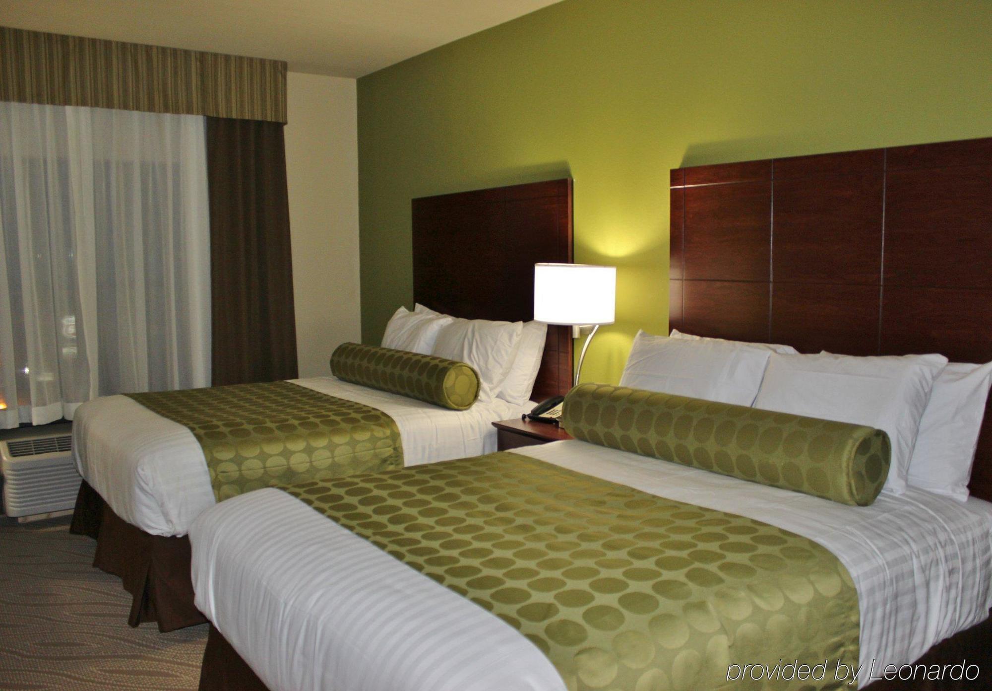 Cobblestone Inn&Suites - Marquette Extérieur photo