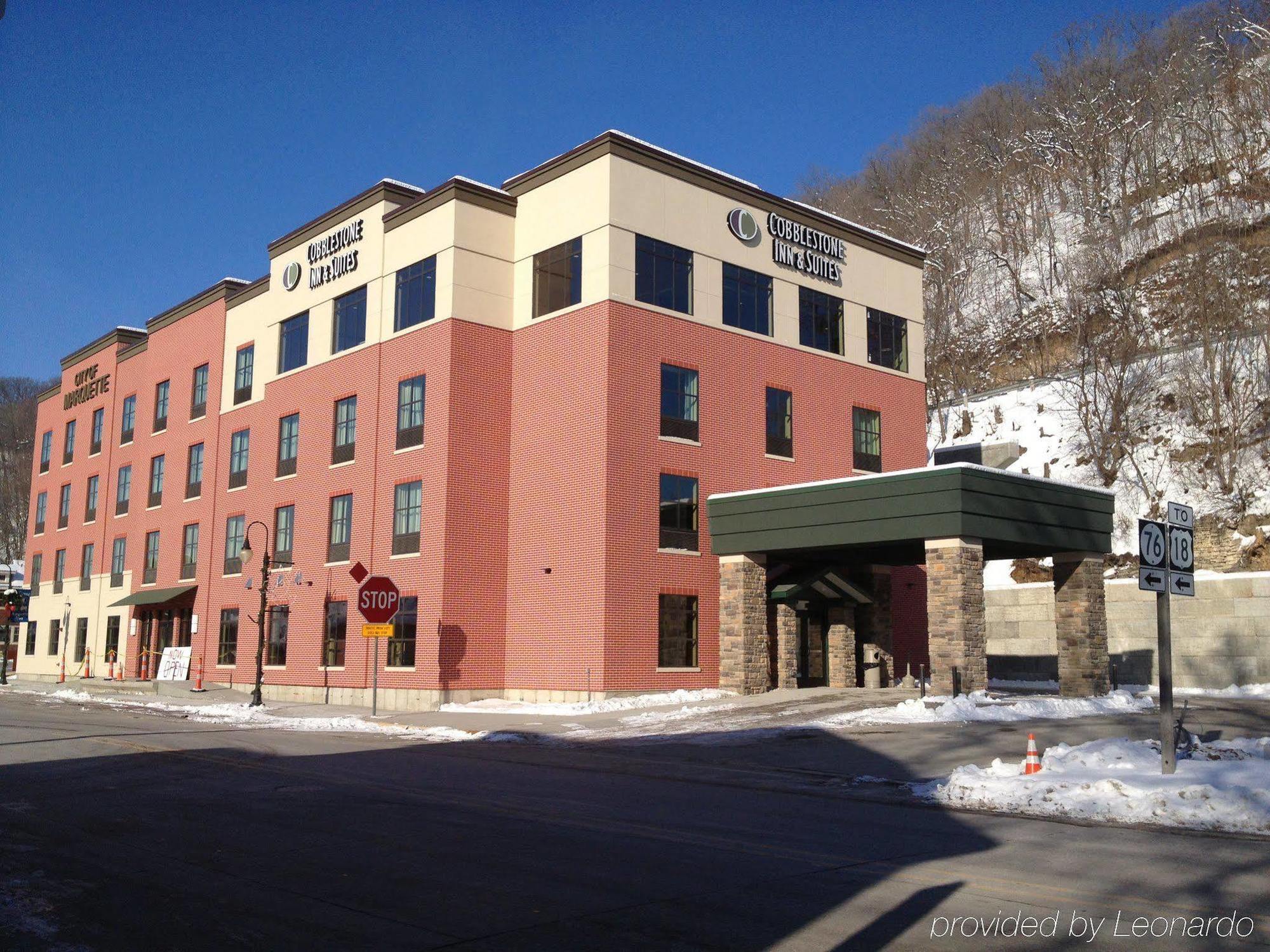 Cobblestone Inn&Suites - Marquette Extérieur photo